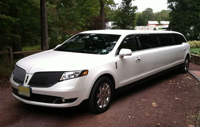 Goodyear White MKT Limo